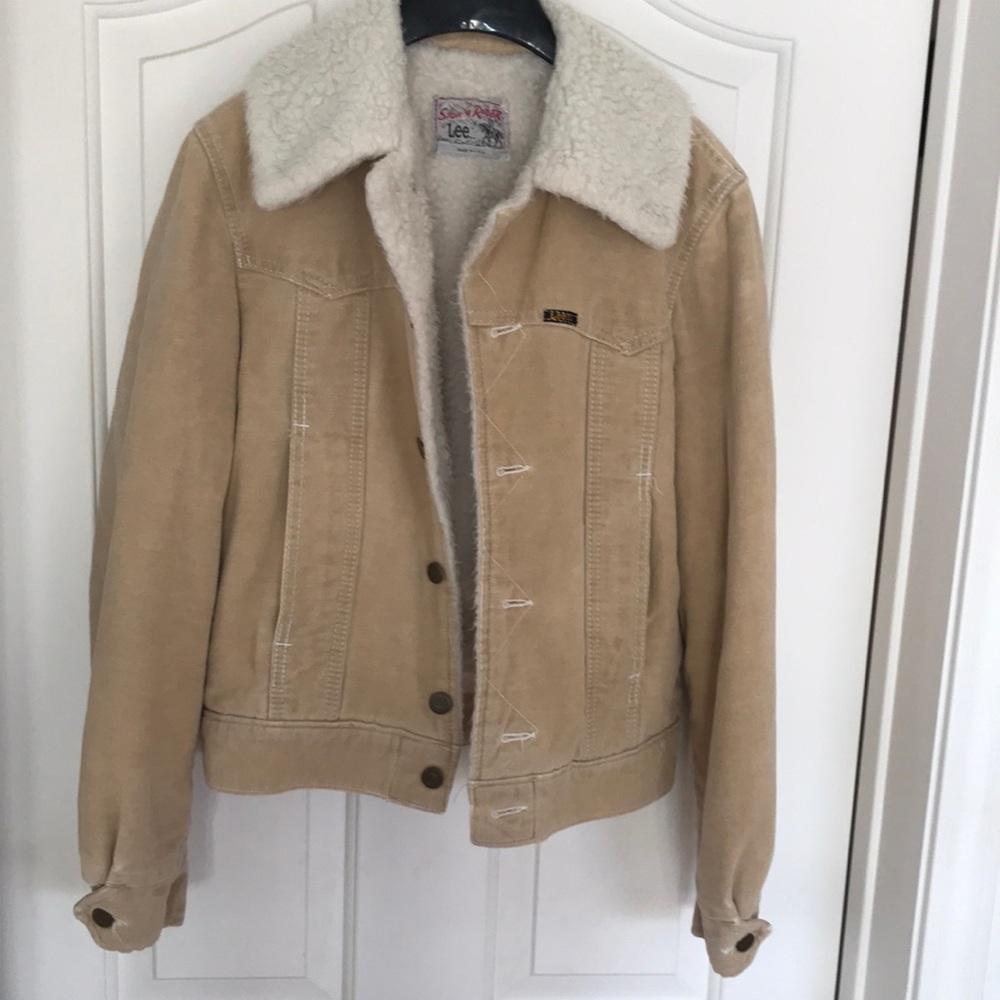 Lee Storm Riders Vintage Tan Sherpa-Lined Jacket Size Unknown (Small Women’s?)